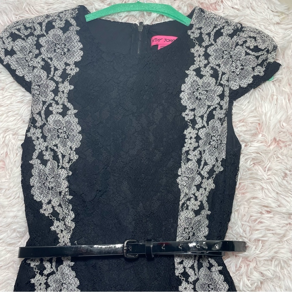 Betsey Johnson Women's Dress Black White Floral Size 2 - Picture 11 of 13